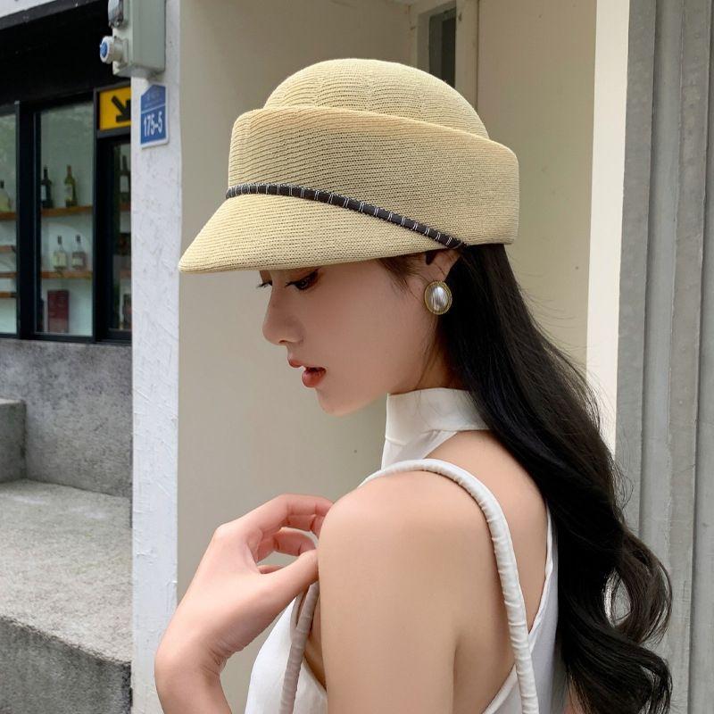 

Шляпа женская летняя тонкая дышащая британская кепка, Show Face Small Perfume Wind Temperament Старение Sun Shading Duck Tongo Солнцезащитная шляпа Summer - Beige