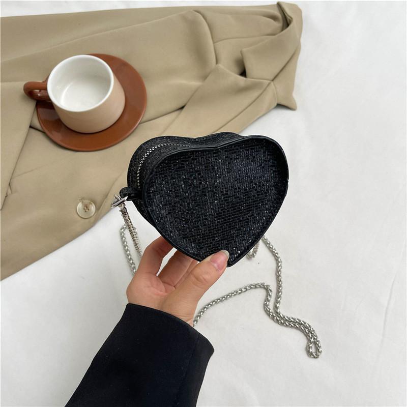 Heart Shaped Bag For Women Fashion Chain Chain Sparkling Mesh Crystal Summer Trendy Crossbody Purse For Daily Use