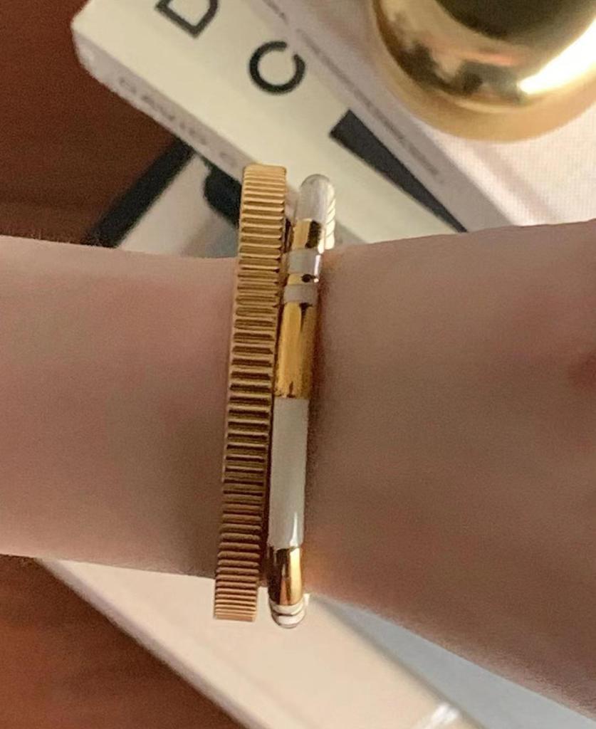 European Retro INS Style Titanium Steel Drip Glaze Bracelet - Women's Fashionable Personalized Jewelry