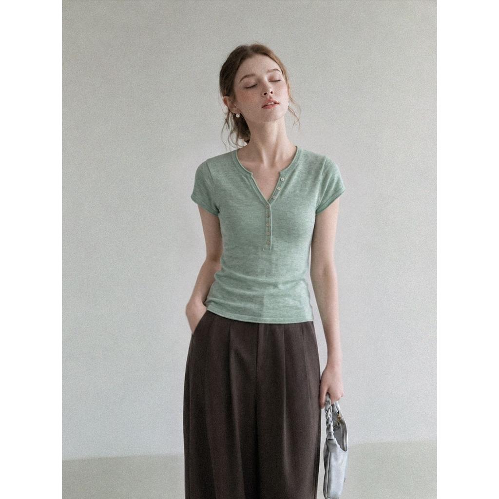 French gentle wind mist gray semi-open neck short-sleeved T-shirt women's summer new slim and thin fashion versatile top
