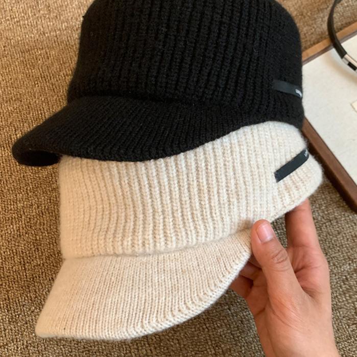 Autumn and Winter Flat Top Knitted Cap Female Equestrian Hat Wool Hat