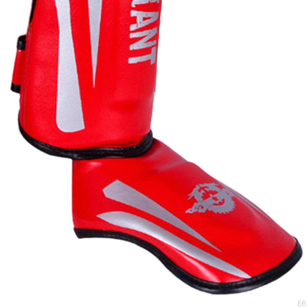 Vybavení chráničů holeně Snadno se čistí a udržuje Noha s chráničem nártu pro kickbox