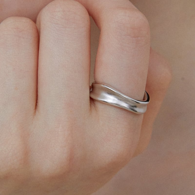 By Hyeres [925 Silver] Water Wave Ring (Matte Silver) BH7R56734M9