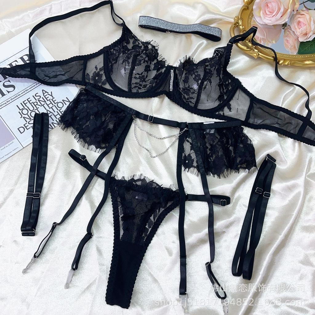 European and American sex underwear ultra-thin perspective embroidered lace bra with drill collar garter belt T-pants five-piece set