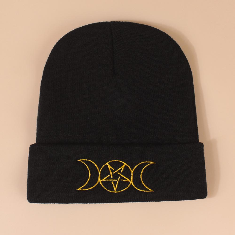 Style Versatile Hat Exquisite Embroidered Mens Womens Warm Knitted Hatscaps