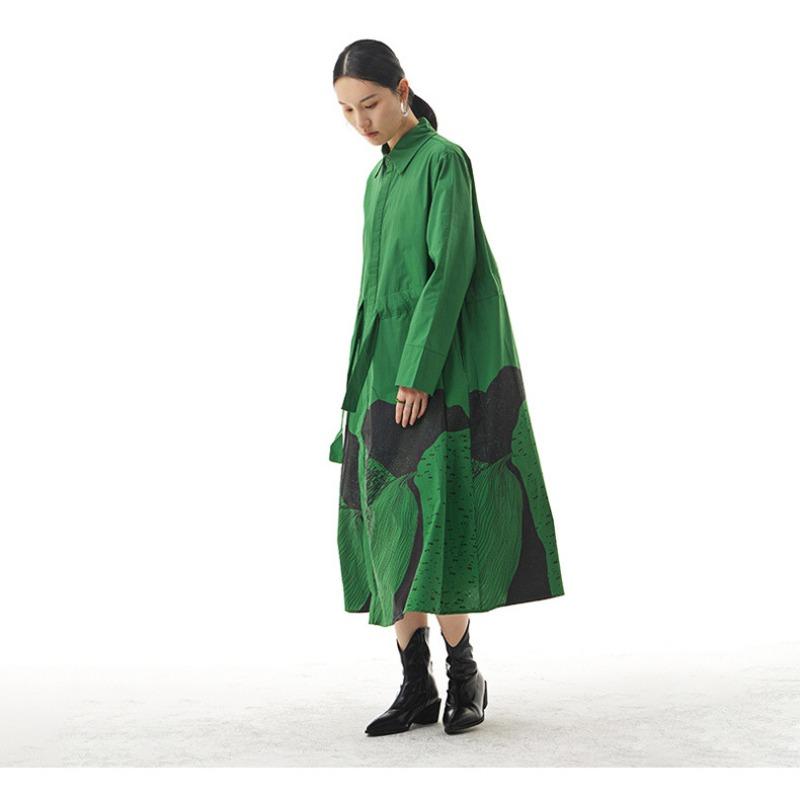 Štýlová bunda Hepburnová Nadmerná veľkosť Dámska Jarná a jesenná Temperament Pôvodná Abstraktná Potlač Šaty s kravatou Voľné