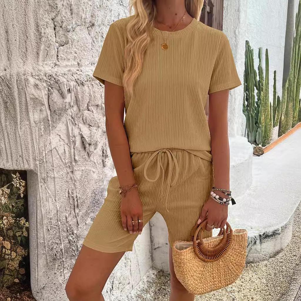 2026 European Bestseller: Women's Solid Color T-Shirt & Shorts Two-Piece Summer Casual Sports Suit