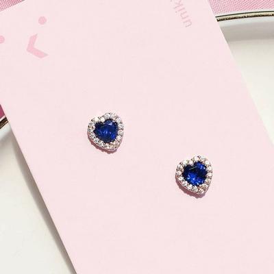 (Sold Individually) Secret of the Blue Heart Tragus Heart Piercing