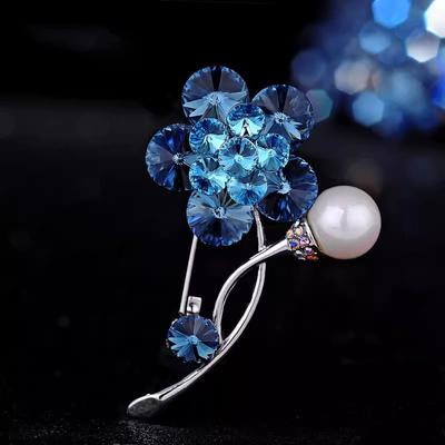 Elegant Luxury Women Girls Rhinestone Flower Pearl Brooches Badges Fashion Casual Crsytal Plant Jewelry Pins For Women Party