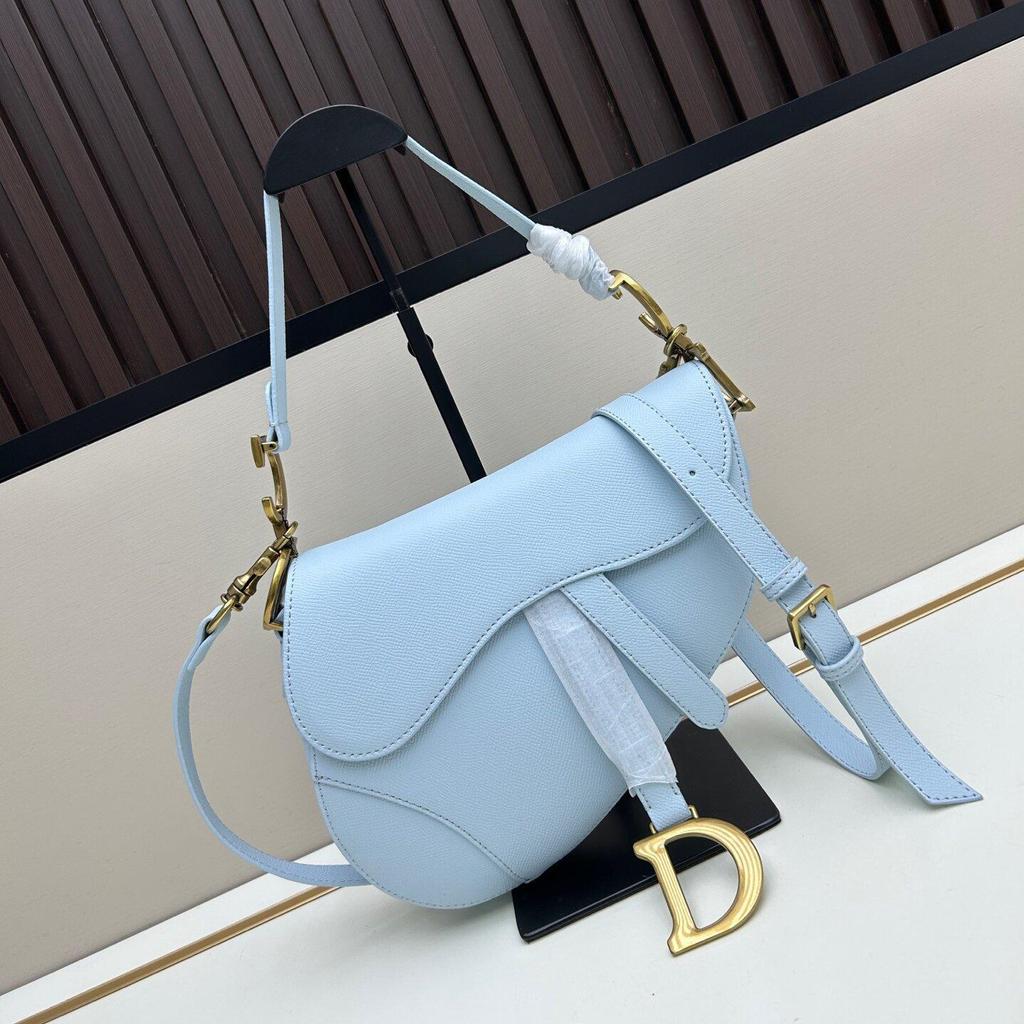 2026 Women's Trendy Palm Grain Shoulder & Crossbody Saddle Bag
