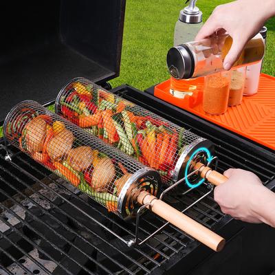 BBQ Basket Set Stainless Steel Rolling Grilling Basket Wire Mesh Cylinder Grill Basket Outdoor Camping BBQ Rack with Wood Handle