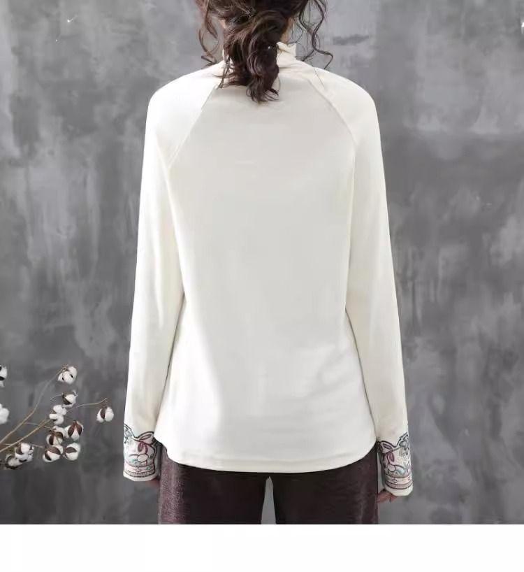 2024 Double-Sided German Velvet Bottoming Shirt: Retro Half-High Collar, Literary Ethnic Style for Spring and Autumn