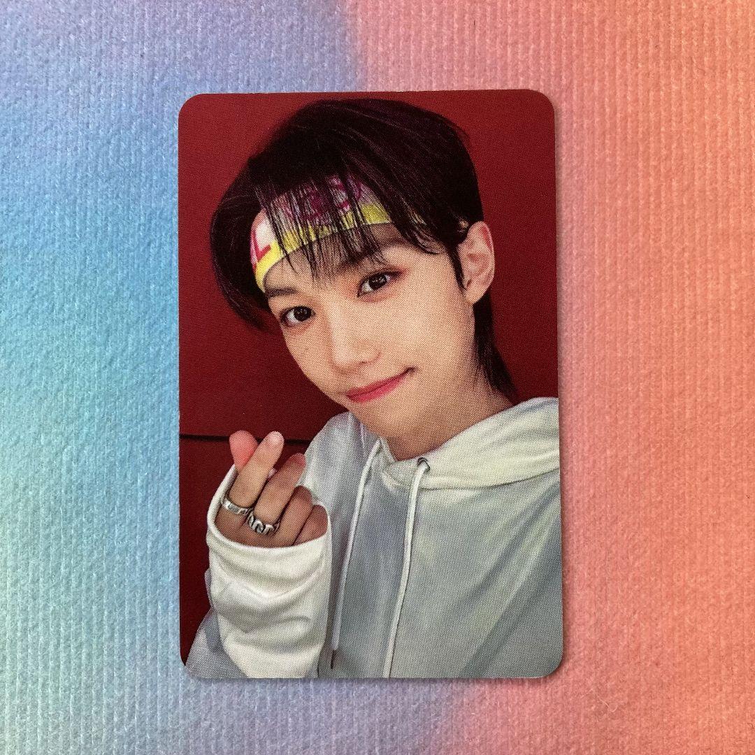 

[ИСПОЛЬЗОВАННАЯ] StrayKids Felic MAXIDENT Skiz предварительно записанная коллекционная карточка Sanok