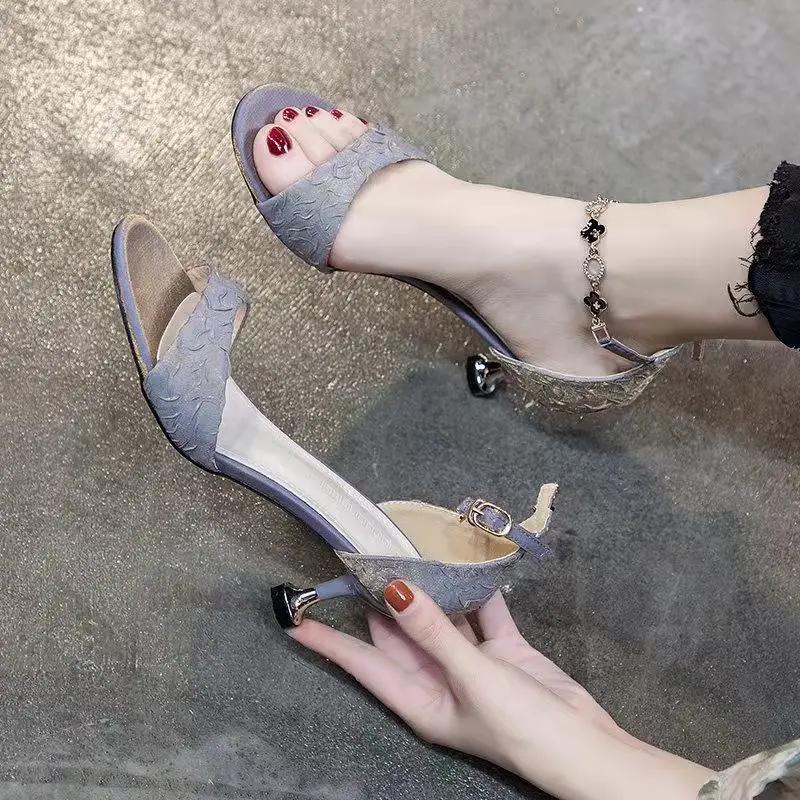 Open Toe Heeled with Medium Heels Summer 2025 Stiletto Footwear Women's Shoes One Word Sandals for Woman Outdoor Luxury Casual H
