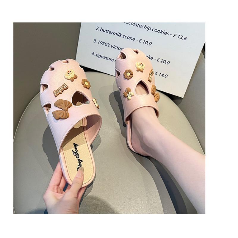 Girls Cute Cartoon Decor Clogs Slippers Hollow Out Closed Toe Non-Slip Slides for Kids Daily Wear