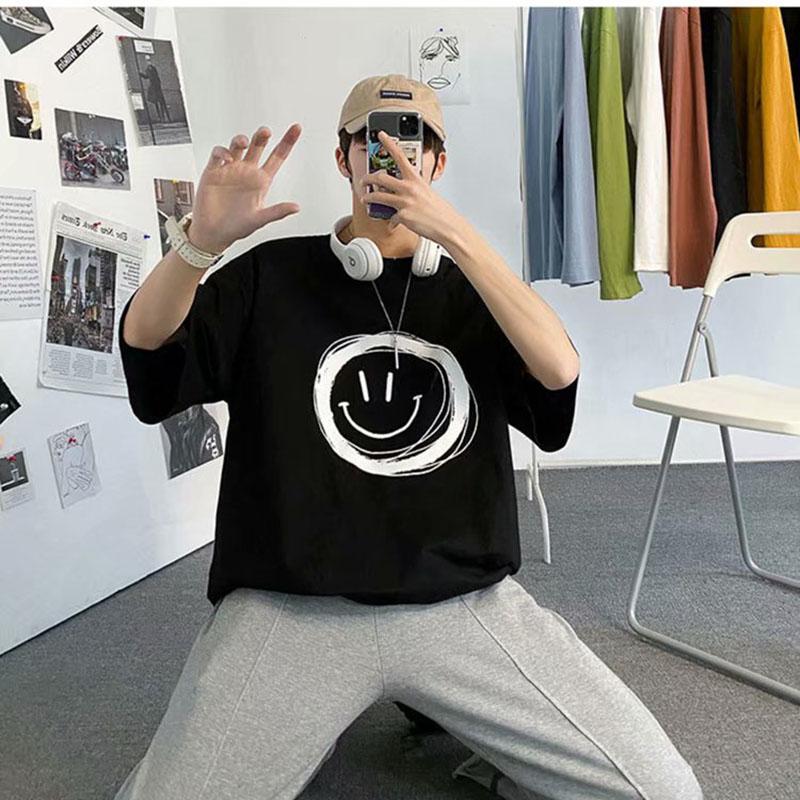 Męska letnia koszulka z krótkim rękawem i nadrukiem w twarz z uśmiechem