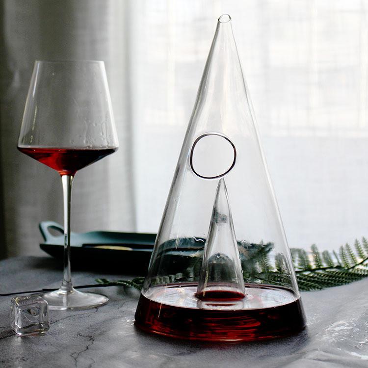 Nordic Style Small Waist Red Wine Glass Decanter & Waterfall Dispenser