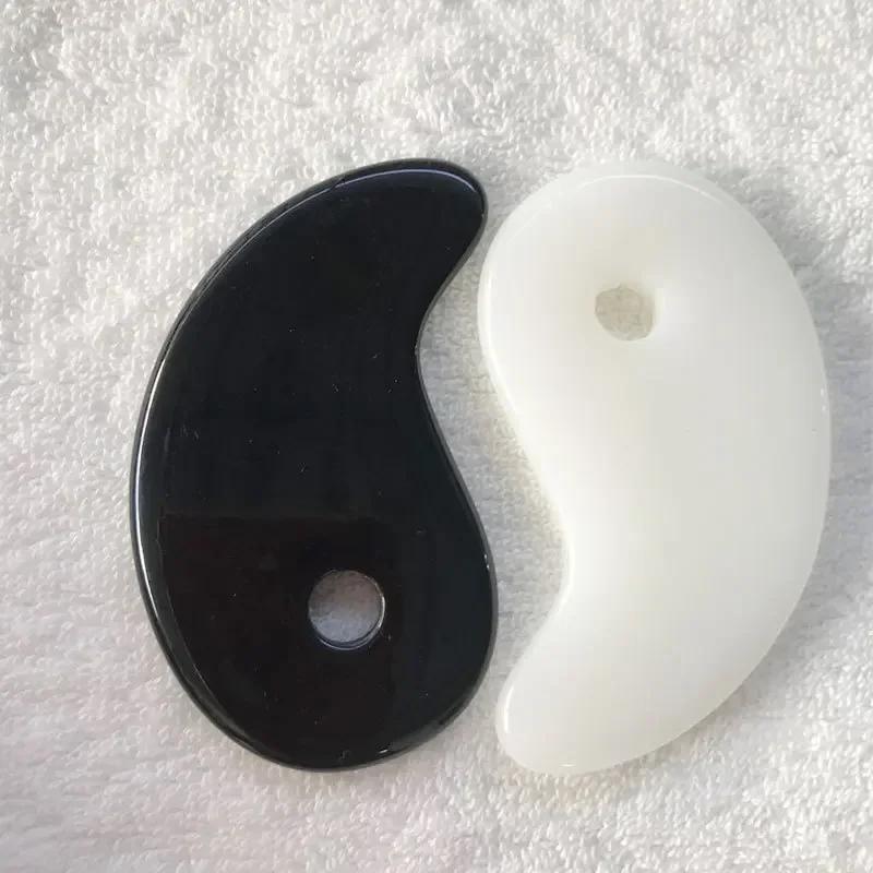 1pc Heart Shape SPA Massage Beeswax Gua Sha Scraping Massage Scraper Face Massager Acupuncture Guasha Board Massager for Face