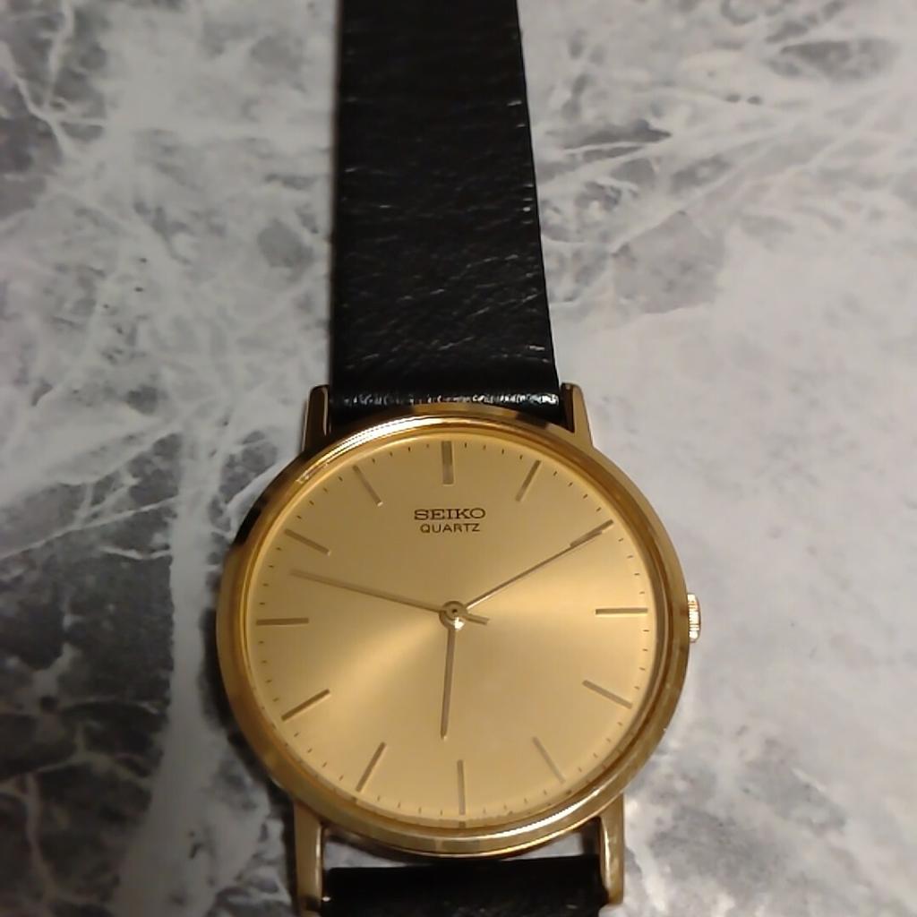 [USED] Mens Watch SEIKO Quartz Gold Dial Genuine Leather Belt Vintage Working Japan Store