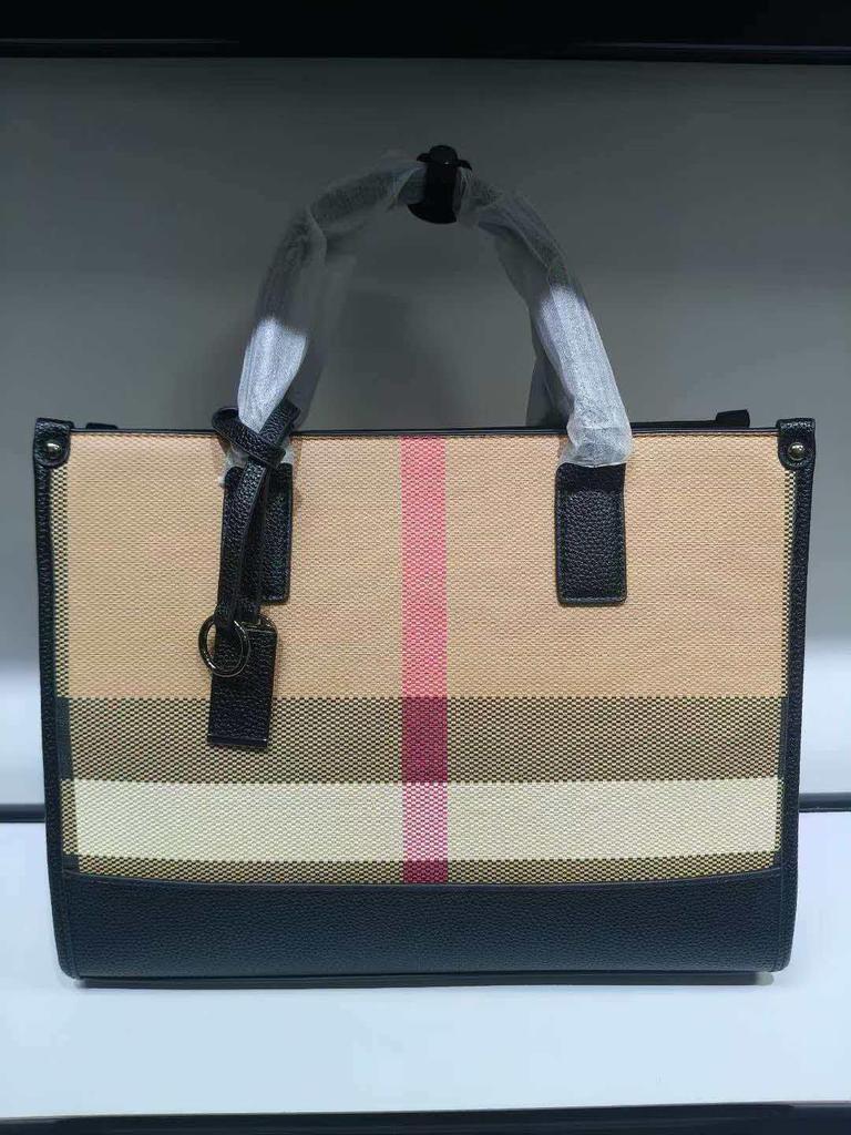 "2023 Women's Genuine Leather Plaid Shell Handbag - Versatile, Large Capacity, Shoulder & Messenger Bag"