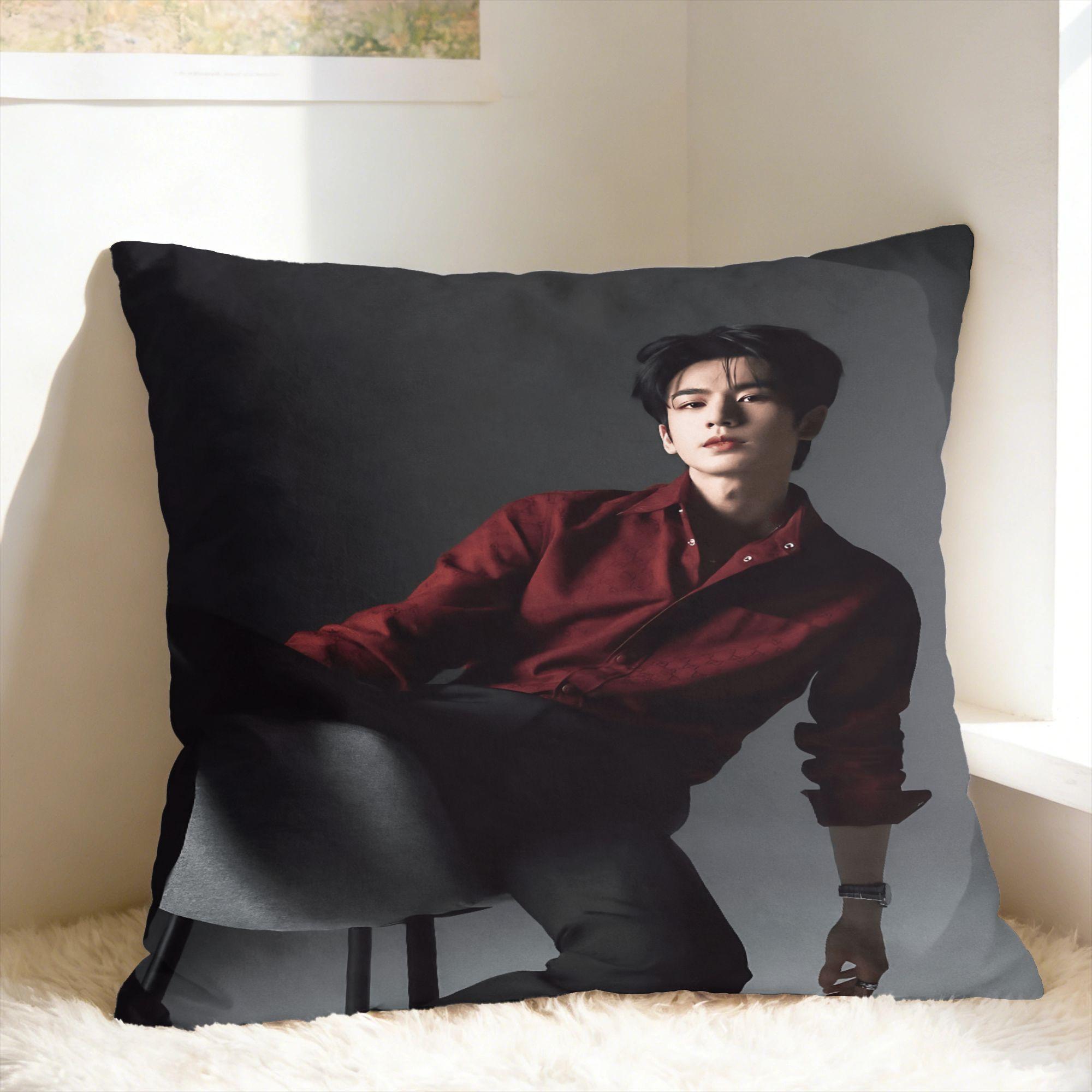 Fine Glasses Unisex Zhang Linghe Pillow Cover Comfy Cushion Cover Funny Pillow Case For Sofa Couch Bed Living Room