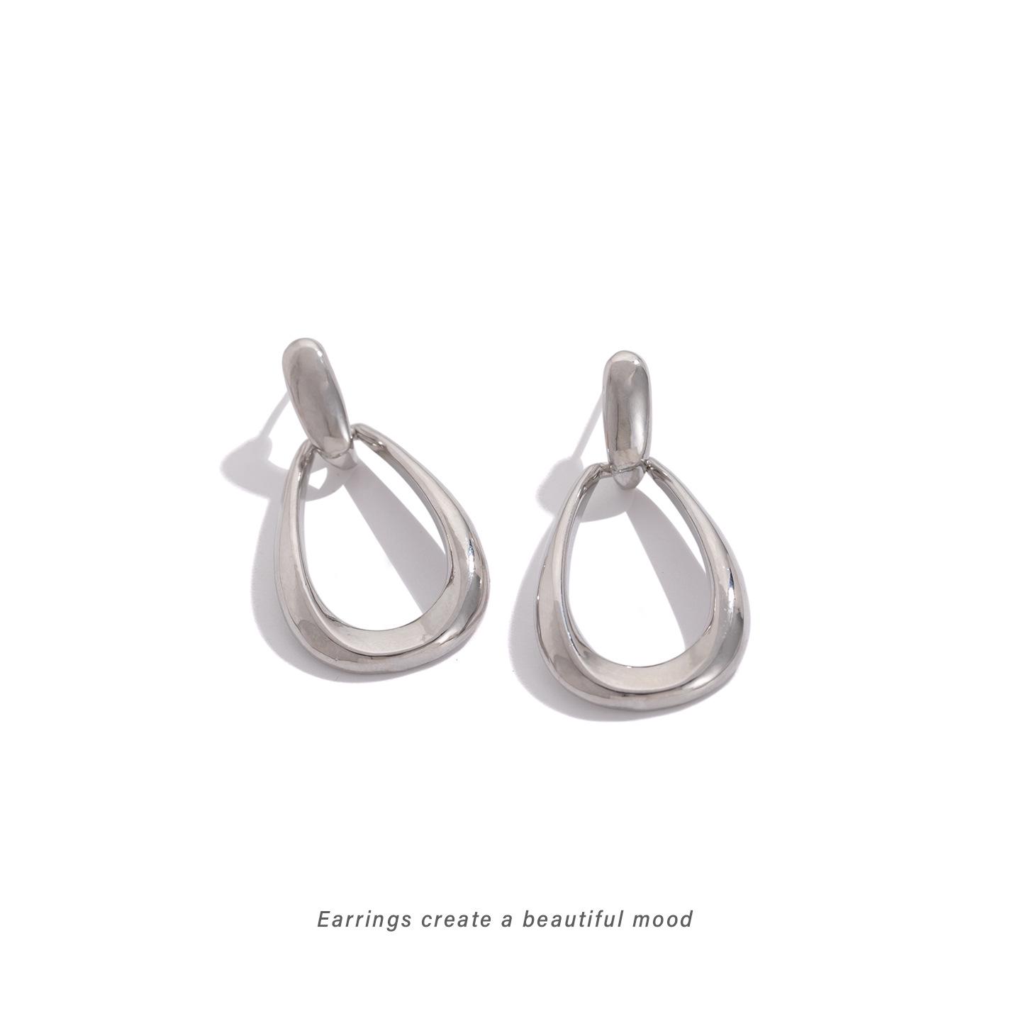 Minimalist Double-Layer Oval Geometric Silver Stud Earrings with Ear Clip