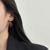 Classic Gold Heart-Shaped Handmade Bead String Earrings, Earrings, Retro Elegant Romantic Light Luxury Exquisite Niche Fashion Versatile