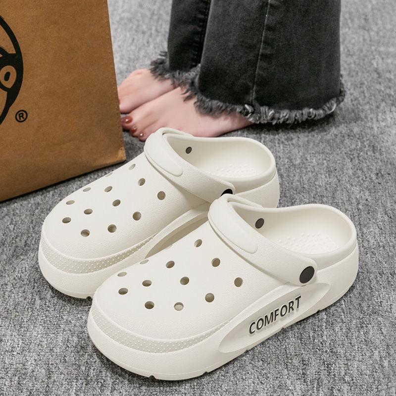Lightweight perforated shoes for couples, anti slip summer sandals, durable for outdoor driving for both men and women.