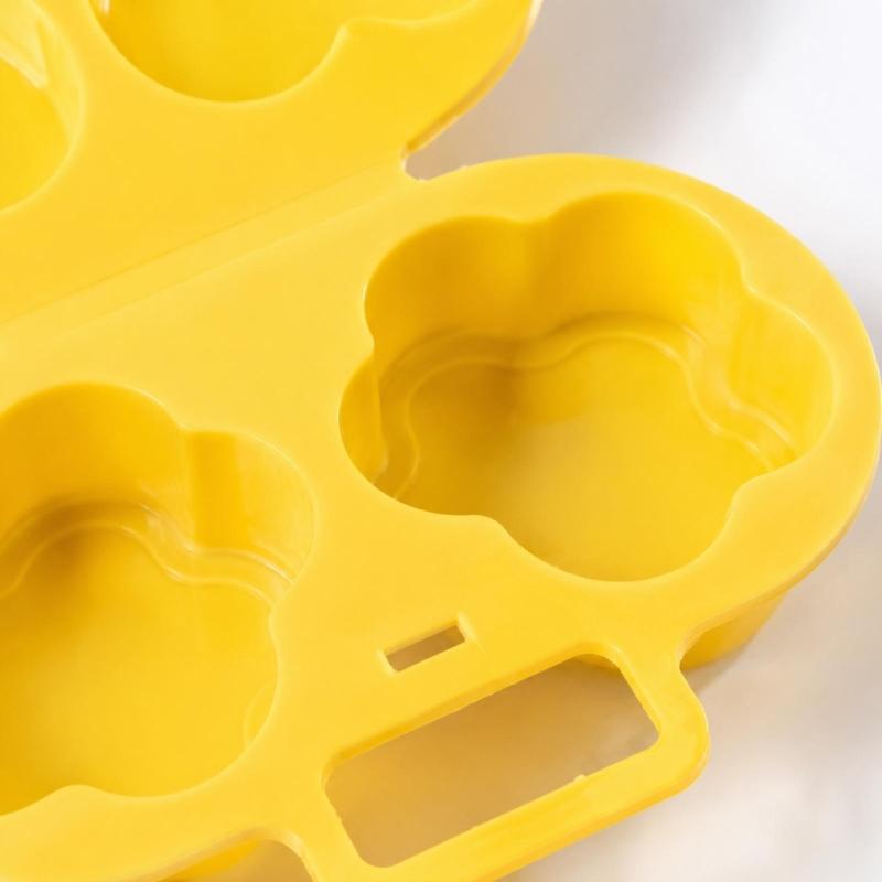 Hinged Microwave Egg Poacher in Food-Contact-Grade Polypropylene, with Separate Cavities to Cook 2 Eggs at Breakfast