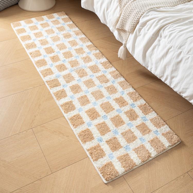 Plush Bedroom Carpet: Dirt-Resistant, Easy-Clean, Non-Slip, Water-Absorbing Floor Mat for Bedside or Bay Window.