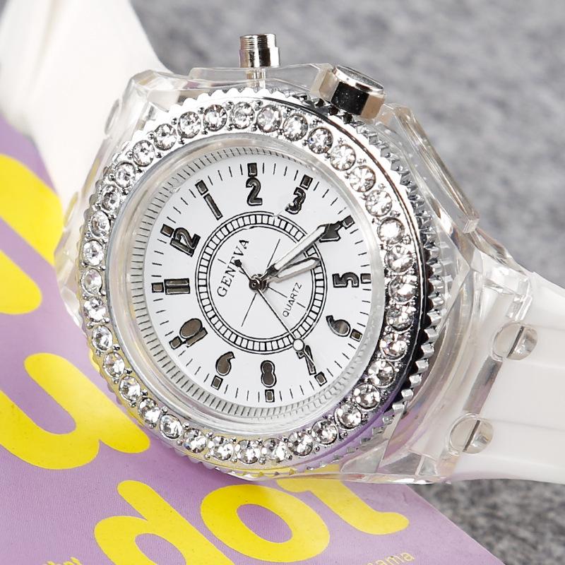 Fashionable LED Illuminated Watch with Night Light for Men and Women; Student Watch with Fluorescent Quartz