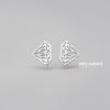 Mrs. Yu Sterling Silver Needle Diamond Cutout Geometric Stud Earrings