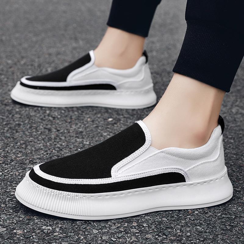 

Men s low-top foot-fitting casual board shoes autumn new color-matching little white shoes student Korean version thick-soled lazy canvas shoes 39