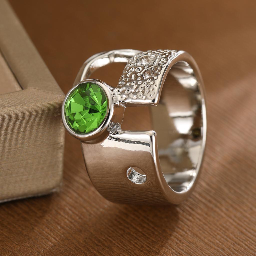 Luxury Textured Spliced Synthetic Green Gemstone Open Ring Copper Material Women Jewelry Ring For Banquet And Daily