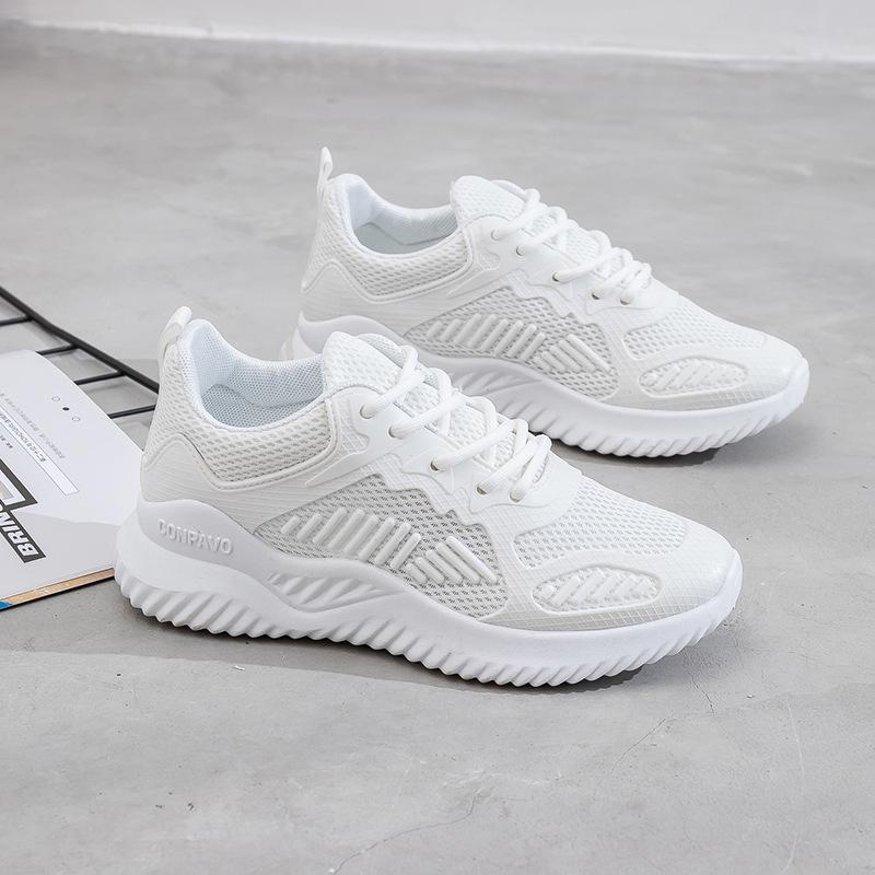 Korean version of thick-soled heightening little white shoes women's 2020 new super-fire sports shoes women's casual shoes running shoes women's tide