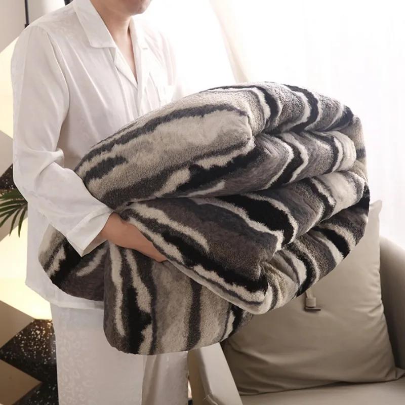 

2025 Новое Одеяло Зимнее из Кроличьего Вельвета и Плюша Тедди, Серия Кудрявая Овечка Магила , Теплое, без наволочки 150x200cm 2.5kg