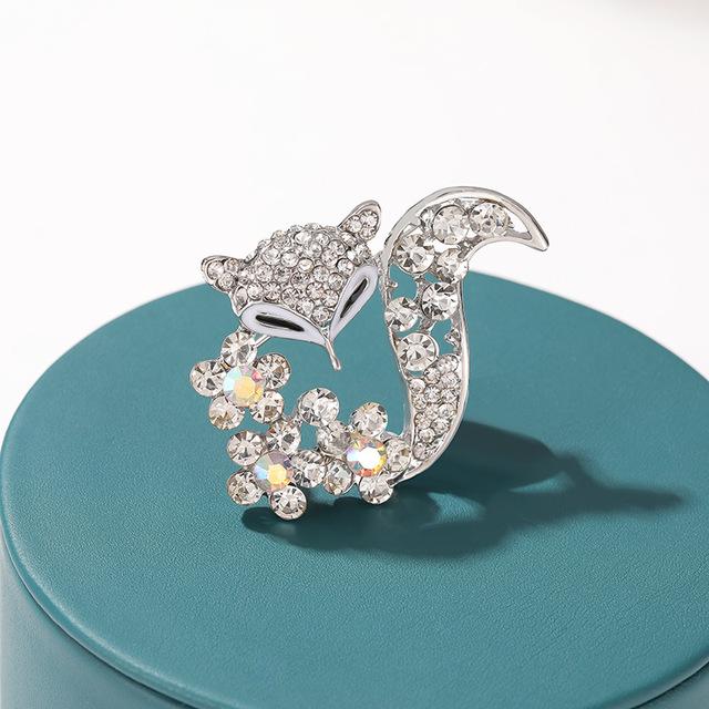 Pin Brooch Temperament Graceful Women 'S Stylish Wedding Wear Creative Fox Shape Rhinestone Inlaid BroochElegant Jewelry