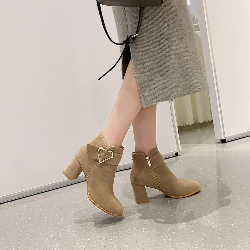 Thick-heeled Fall and Winter Ladies's Boots Suede Short Boots Plus Velvet Round Toe Black Short Boots