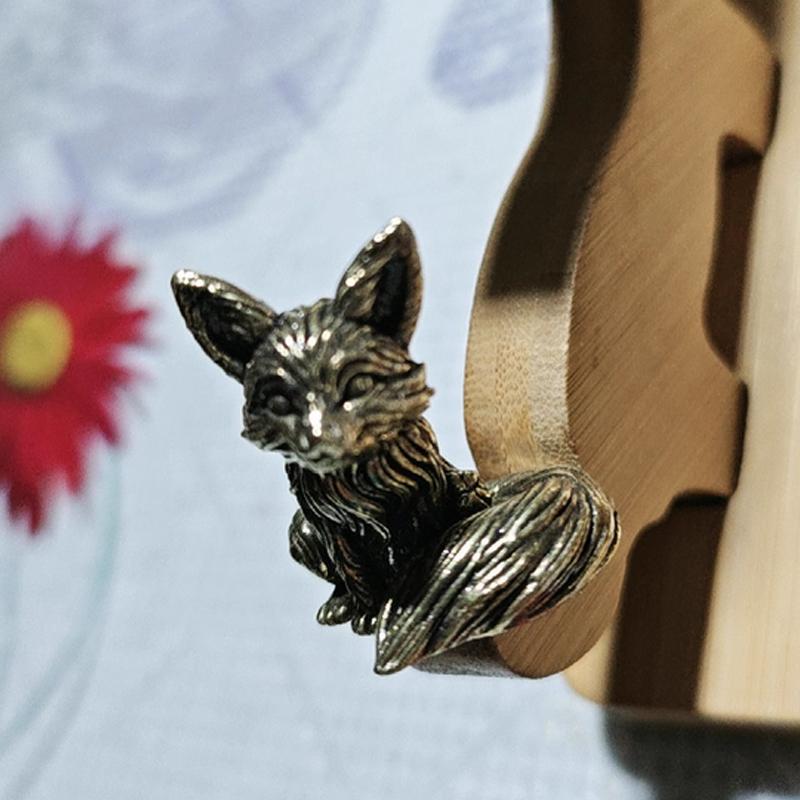 Creative Brass Small Retro Fox Shape Ornament, Micro Landscape Tea Pet Indoor Desktop Decorations, Metal Crafts Accessories, 1Pc