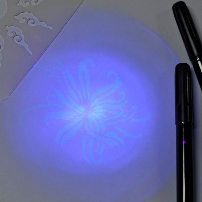 2 Stück unsichtbare Tintenstifte mit LED-Licht-Schlüsselanhänger – ideal als Geburtstags- oder Weihnachtsgeschenk, für geheime Botschaften für Kinder