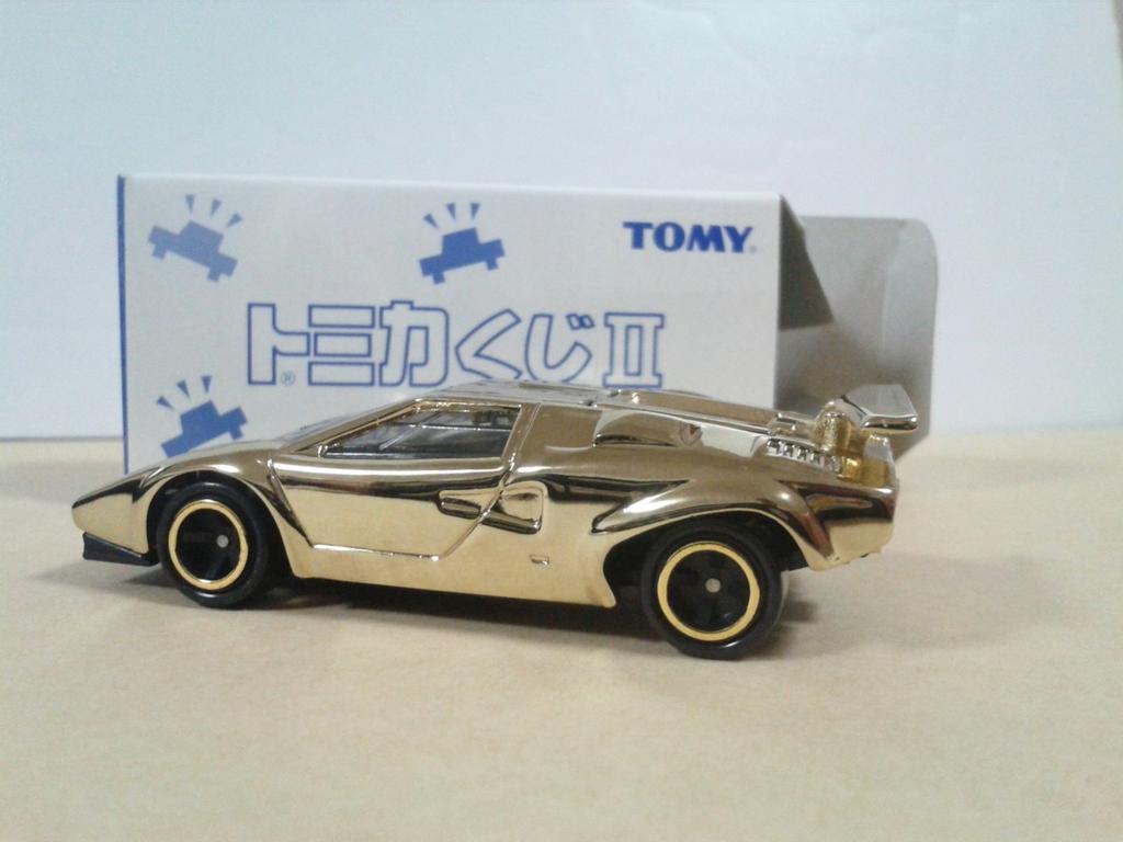 Out of Print Tomica Lottery Lamborghini Countach LP500S Gold Plated Version Crazy Mini Car Circle Case Included Amazon Warehouse Shipping