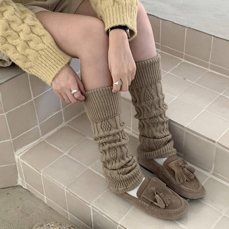 1 Pair Fashionable Women Cable Knitted Leg Warmers Calf Socks Solid Color Stretchy Boot Covers for Office and Casual Use