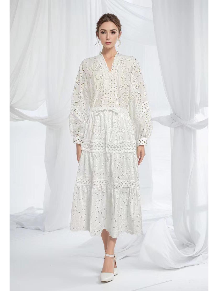 

Комплект из топа с V-образным вырезом и рукавами-фонариками и ажурной юбки на резинке для женщин, осень 2023 Small