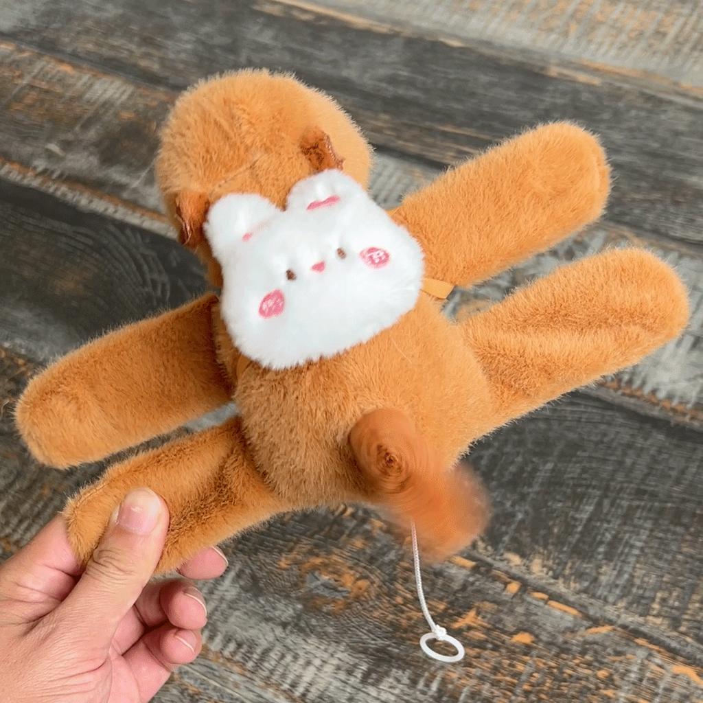 Kapibara doll snapping ring bracelet plush toy wagging tail capybara doll gift girl doll wholesale
