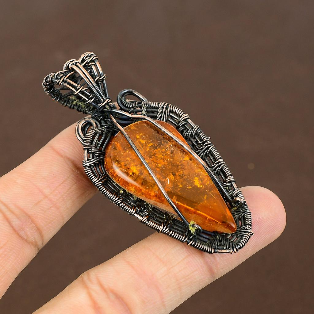 Natürlicher baltischer Bernstein Edelstein handgemachter Kupferdraht Wickelanhänger 2,76" f4E69