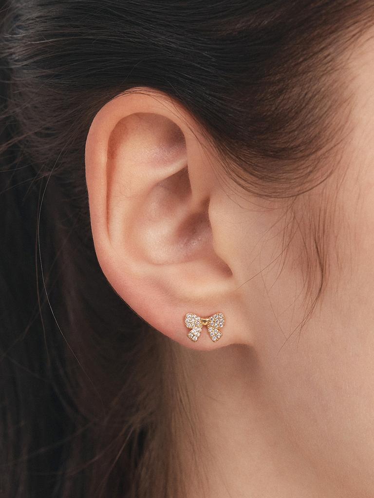 Engbrox Merry Ribbon Cubic Earring