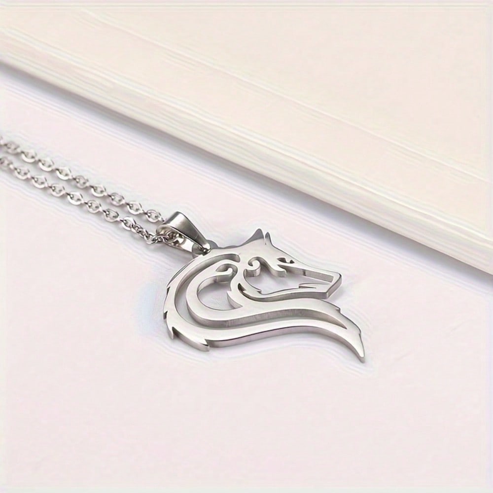 1 Piece Classic Punk Wolf Motif Necklace Stainless Steel Wilderness Animal Wolf Pendant Necklace Rock Couple Adornment Gift