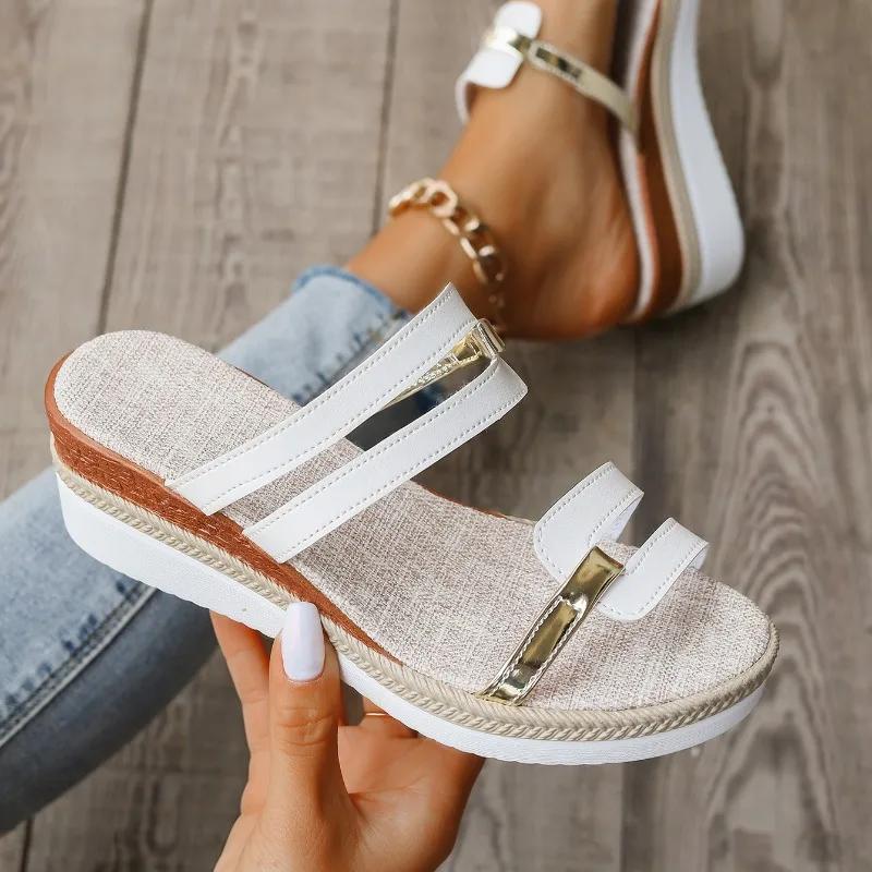 Модная обувь женская 2024 Новые женские тапочки Однотонные Простые Летняя пляжная обувь — фото 3