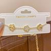 Korean Style Gold-Plated Five-Petal Flower Bracelet - Exquisite, Fashionable, Gentle, Light Luxury Jewelry