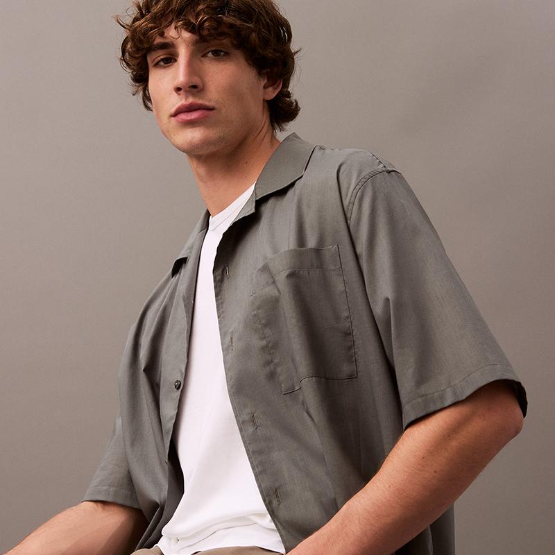 Calvin Klein Casual Vacation Cuban Collar Comfortable Versatile Loose Short Sleeve Shirt Men Shirts Cloud-Gray 4LB115G